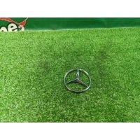 Эмблема крышки багажника Mercedes-Benz ML W164 2008 A1648170016