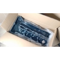 Клапанная крышка Mercedes Sprinter W906 2014 A6510100230