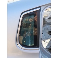 Форточка кузова Volkswagen Tiguan 2012 5N0845042ACNVB