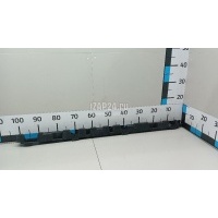 Кронштейн накладки на порог (наружней) Volvo S60 2019 32262698