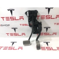 Педаль газа Tesla Model S 2-й рест. 2021 1420691-00-B