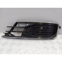 Заглушка (решетка) в бампер передний Audi A6 C7 2015 4G0807681AD