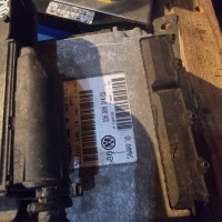 Блок управления двигателя bosch 036 906 014 cg