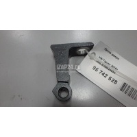 Петля двери VAG A3 (8Y) 2020 8V5833403C