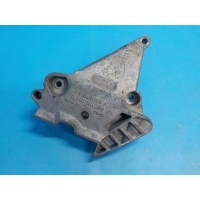 Кронштейн двигателя правый SKODA Octavia A5 (1Z) 2004-2013 06F199207Q