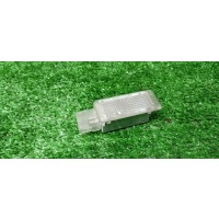 плафон салонный VW Touareg 2002-2010 2006 7l0947415