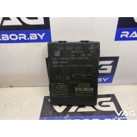 Блок управления бесключевым доступом Skoda Octavia A7 2015 3Q0959435