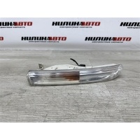 Повторитель поворота в бампер Volkswagen Passat CC 2010 3C8953042