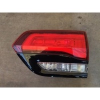 Фонарь крышки багажника Jeep Grand Cherokee WK2 2014 68142944AD, 68142944AD, 68142944AJ, P68142944AD