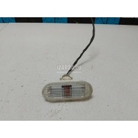 Повторитель на крыло белый Ford Focus II (2005 - 2008) 1336185