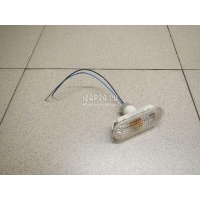 Повторитель на крыло белый Ford Focus II (2005 - 2008) 1336185
