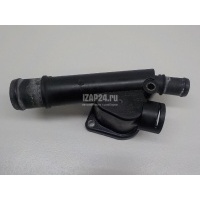 Фланец двигателя системы охлаждения VAG A6 [C6,4F] (2004 - 2011) 038121132G