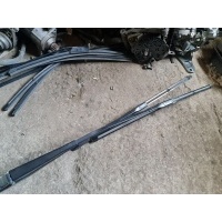 Щеткодержатель (поводок стеклоочистителя, дворник) Volkswagen Transporter 2012 7E1955410b, 7E1955409b