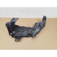 Крепление лампы левый переднего renault megane iii oem 622232066r