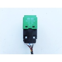 Hyundai i20 08 - 14 реле 95240 - 3x200