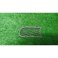 решетка в бампер VW Touareg 2002-2010 2006 7L6853684A