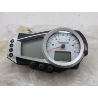 1050 часы спидометр 2503250 05 - 10 r.