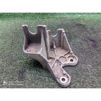 кронштейн крепления тросов кпп Opel Zafira B (2005-2012) 55354120