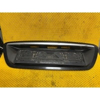 Накладка крышки багажника Mercedes-Benz S-Class W220 2004 A2207500081