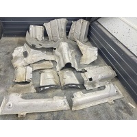 Экран тепловой Mercedes-Benz CLS-Class C218 2016 A2186820500, A2126800422, A2126823171, A2126820186, A2124700247, A2126820271, A2126828071, A2126828371, A2126800322, A2126823571, A2126828571, A218682