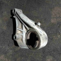 Подушка крепления двигателя Opel Corsa C 2003 24416545
