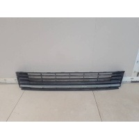 Решетка в бампер центральная Volkswagen Volkswagen Polo (Sed RUS) 2011> 6RU853677