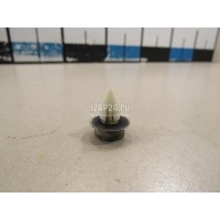 Крепеж (клоп) Mitsubishi Pajero/Montero II (V1, V2, V3, V4) (1991 - 1996) MR322000