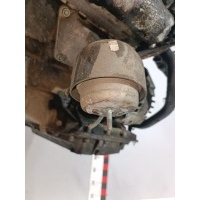 Подушка крепления двигателя Volkswagen Passat 1999