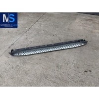 Подножка Mercedes ML W164 2010 A1646903410,A1646901210,A1646900555,1646901210,1646900555,1646903410