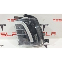 фара противотуманная правая Tesla Model X 2018 1034331-00-A
