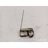 Замок багажника Volkswagen Transporter T4 1997 701829211