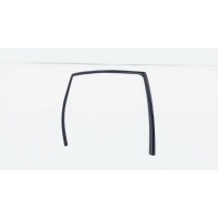 Уплотнитель стекла двери Toyota Camry 70 2021 6814233130