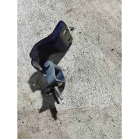 Петля крышки багажника Volkswagen Passat B6 2006 3c9827301