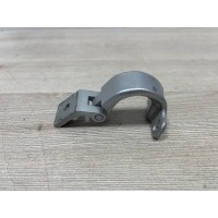 Петля двери багажника Skoda Rapid 1 NH3 до Рестайлинг 2013 5E0827302