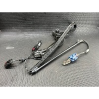 Ролик двери сдвижной Chrysler Town Country 4 2004 04868479ab
