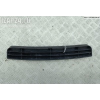 Решетка (заглушка) в бампер Перед. Audi A6 C4 (1994-1997) 1994 4A0807683
