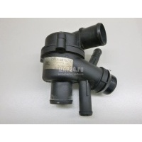 Корпус термостата Land Rover Discovery III (2004 - 2009) LR033675