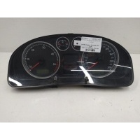 Щиток приборов (приборная панель) Volkswagen Passat B5+ (GP) 2001 3B0920825A
