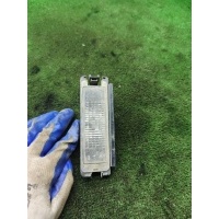 Подсветка номера Renault Logan 2 2019 8200957874