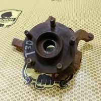 Кулак поворотный цапфа Nissan Xtrail T30 2005 40015-8H300, 40202-2Y010
