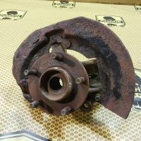 Кулак поворотный цапфа Mazda mazda3 BL 2011 BBM2-33-021B