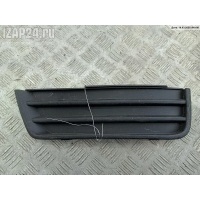 Решетка (заглушка) в бампер Перед. Ford C-Max 2005 3M51R19953BD