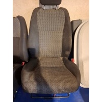 Кресло пассажира передняя yaris iii