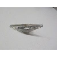 Повторитель на крыло белый Ford Mondeo III (2000 - 2007) 1379375