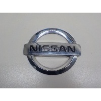 Эмблема на крышку багажника Nissan Pathfinder (R51) (2005 - 2014) 90891EB300