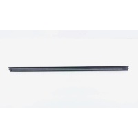 Уплотнитель стекла двери Land Rover Evoque L538 2012 LR027357, BJ3225861AC
