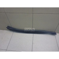 Накладка двери передней левой VAG Golf Plus (2005 - 2014) 1K5837381F5AP