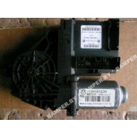 Моторчик стеклоподъемника передний правый Volkswagen Passat B6 2008 1T0959702M, 1K0959792Q