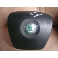 Подушка безопасности водителя Skoda Praktik 2009 5J0880201B