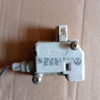 Активатор замка багажника Seat Leon 1 1999 6K0862159E,3B0959781